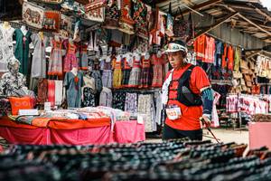 BIB: 
                            <button type="button" onclick="openModal(25558233)" class="btn btn-primary btn-sm float-right btn-popup" data-toggle="modal" data-target=".modal-high-quality">
                        <i class="fas fa-shopping-cart"></i> Add to Cart
                    </button>
                                            <button type="button" onclick="isThisMe(25558233, true)" class="btn btn-success btn-sm float-right btn-popup btn-isme hidden" data-toggle="tooltip" data-placement="bottom" title="นี่คือรูปของคุณใช่ไหม คลิกที่นี่เพื่อเอาเข้าอัลบั้ม">
                        <i class="fas fa-plus"></i> Add to album
                    </button>
                    <button type="button" onclick="isThisMe(25558233, false)" class="btn btn-warning btn-sm float-right btn-popup btn-isnotme hidden">
                        <i class="fas fa-ban"></i> Remove from album
                    </button>